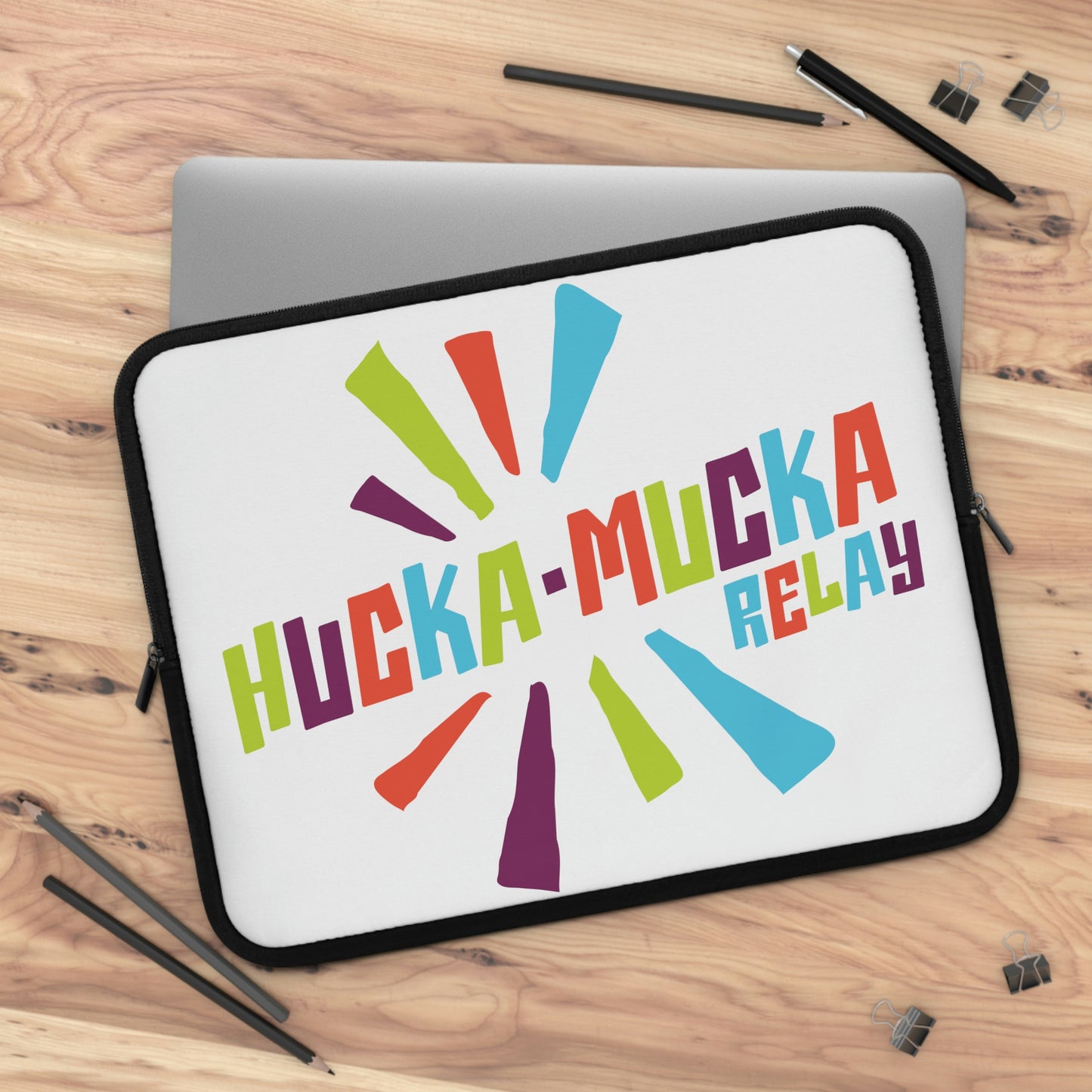 HUCKA-MUCKA / Laptop Sleeve
