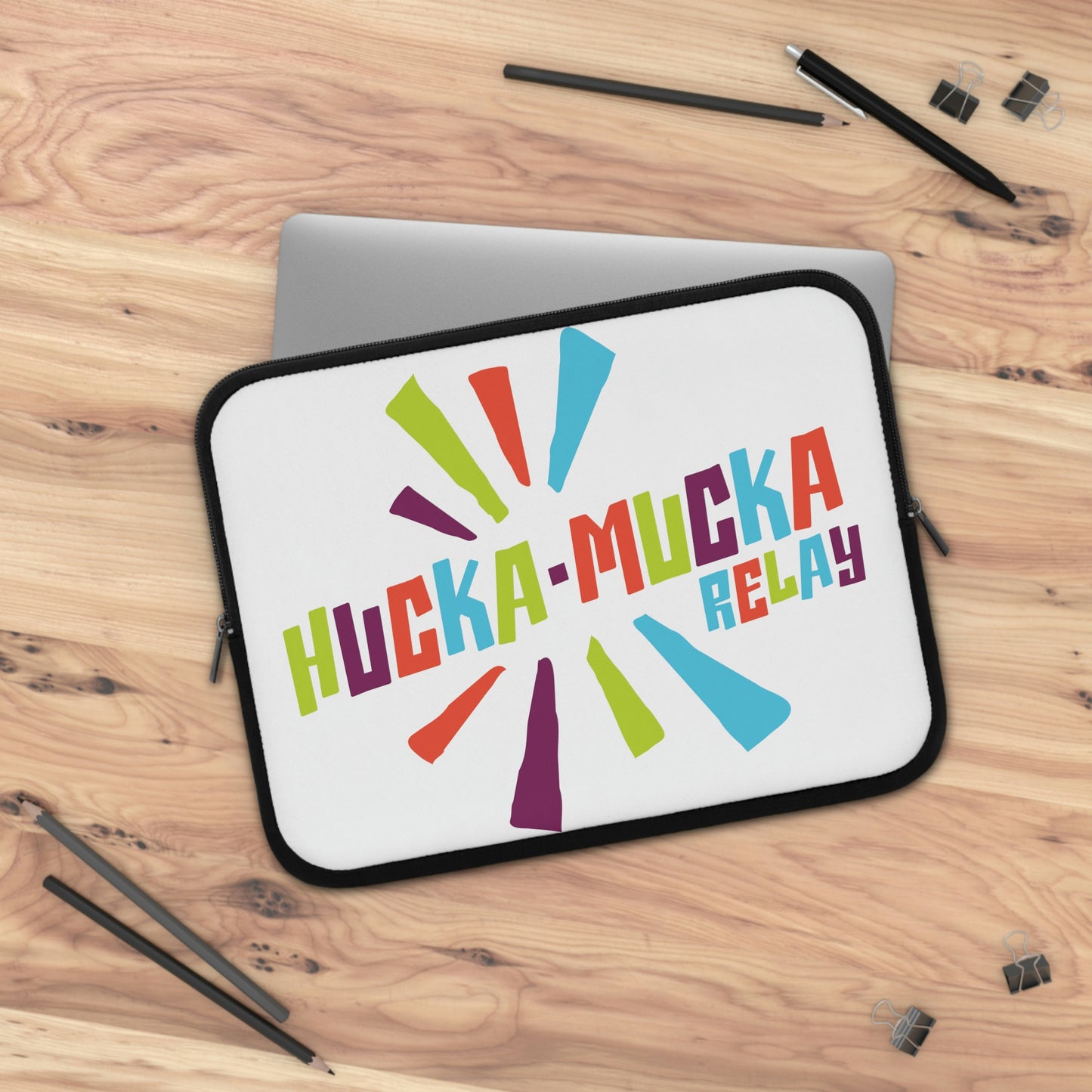 HUCKA-MUCKA / Laptop Sleeve